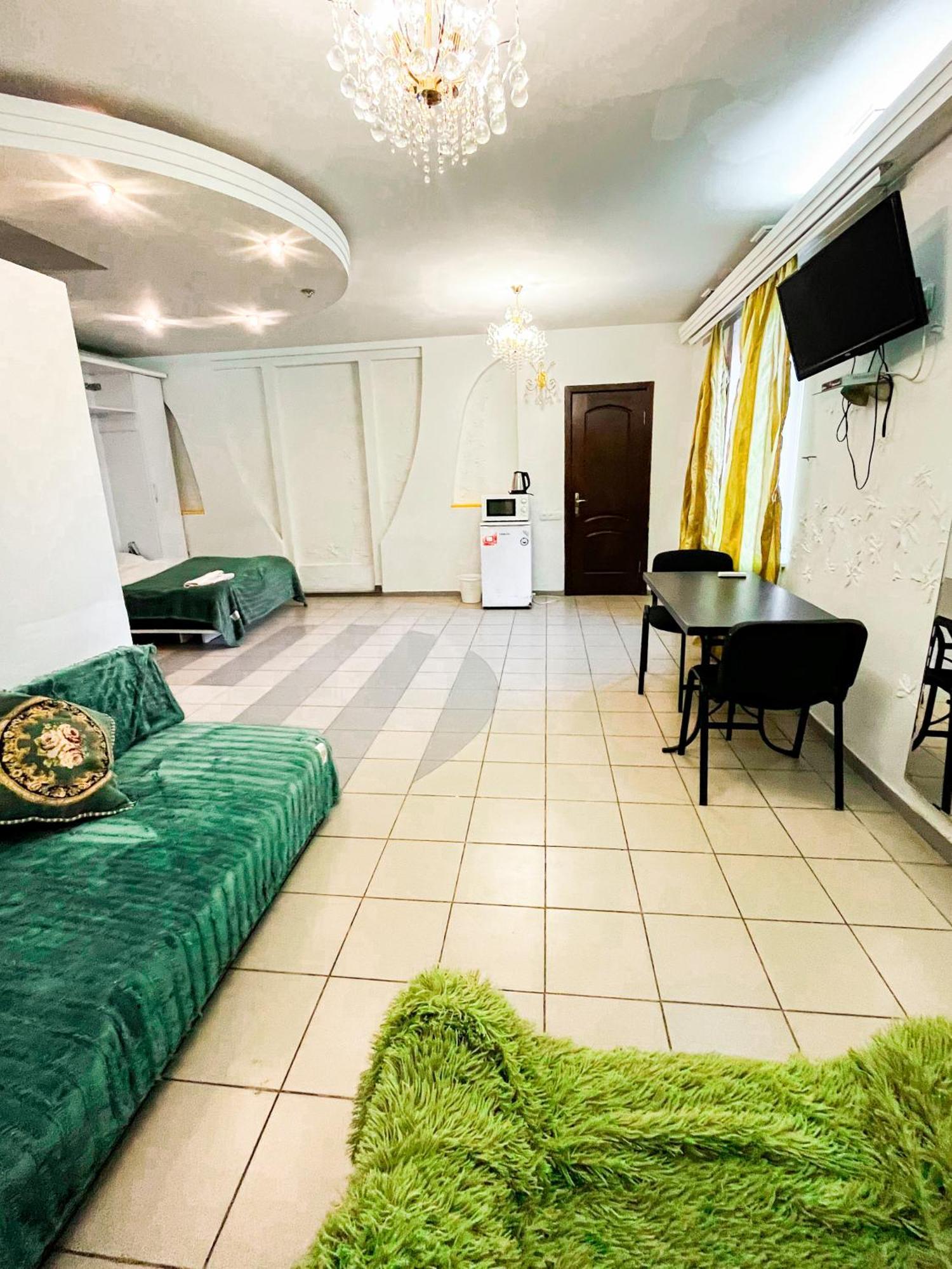Studio Bucuresti Chişinau Exteriör bild